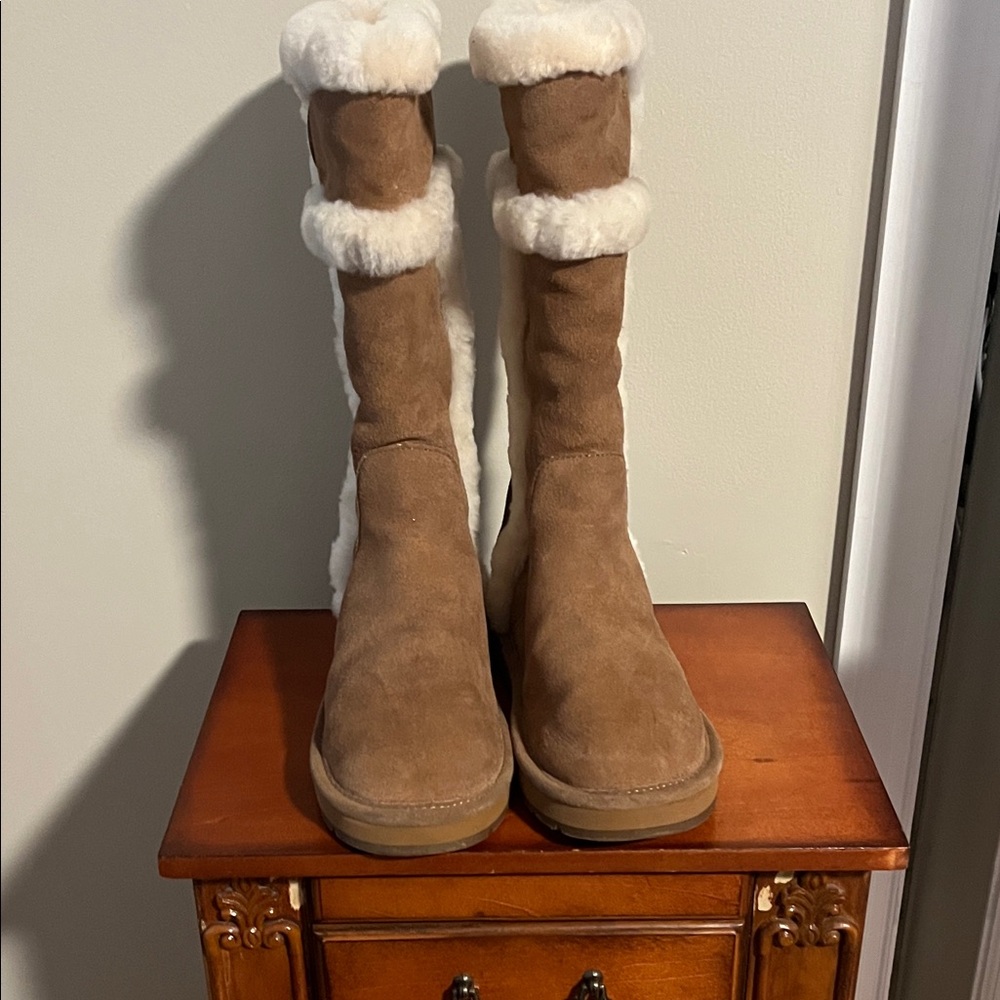 Michael Kors Tan Shearling Winter Boots